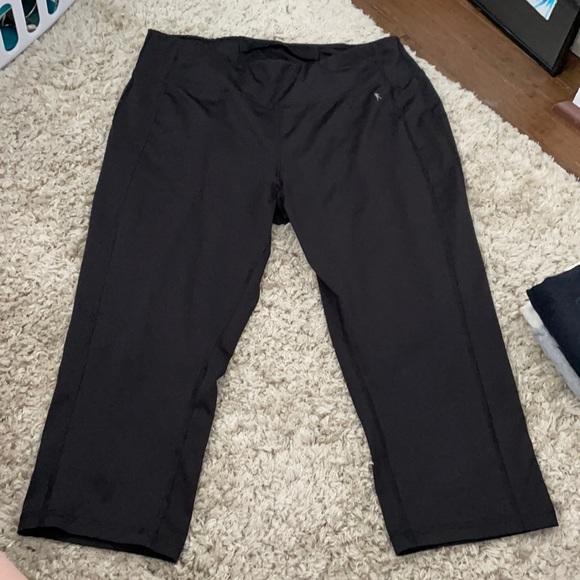 Danskin Now Pants - Cropped Leggings
